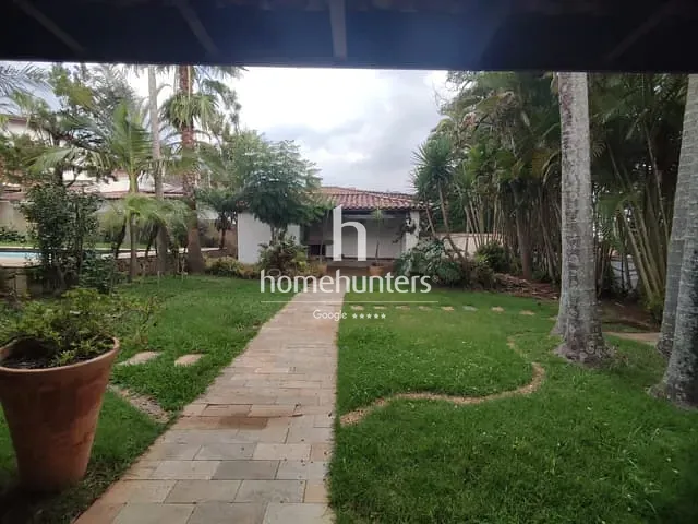 Casa com 1100m² 6 quartos e 2 banheiros, à venda ou para alugar, no bairro Jardim das Paineiras em Campinas