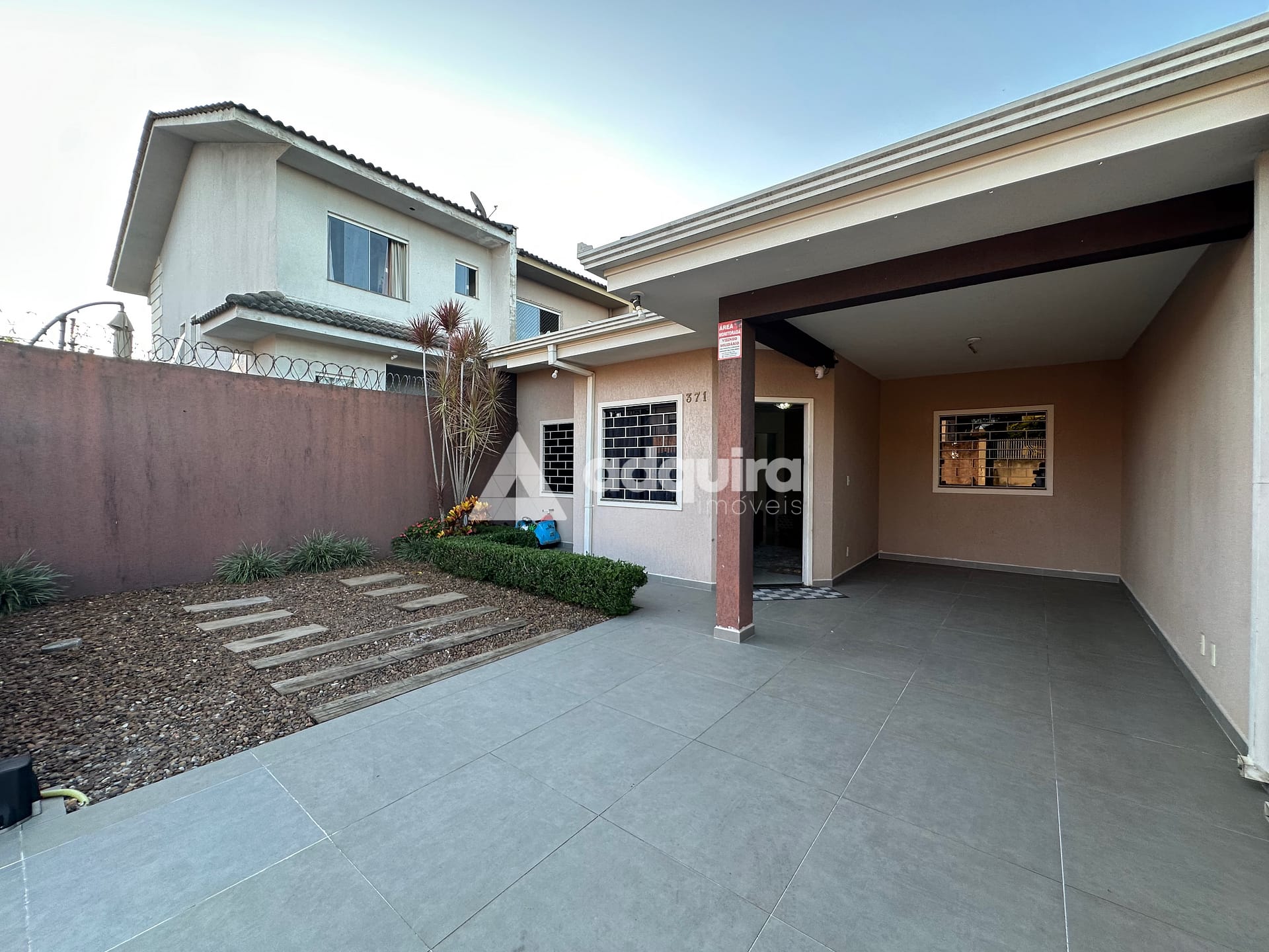 Casa, 3 quartos, 98 m² - Foto 2