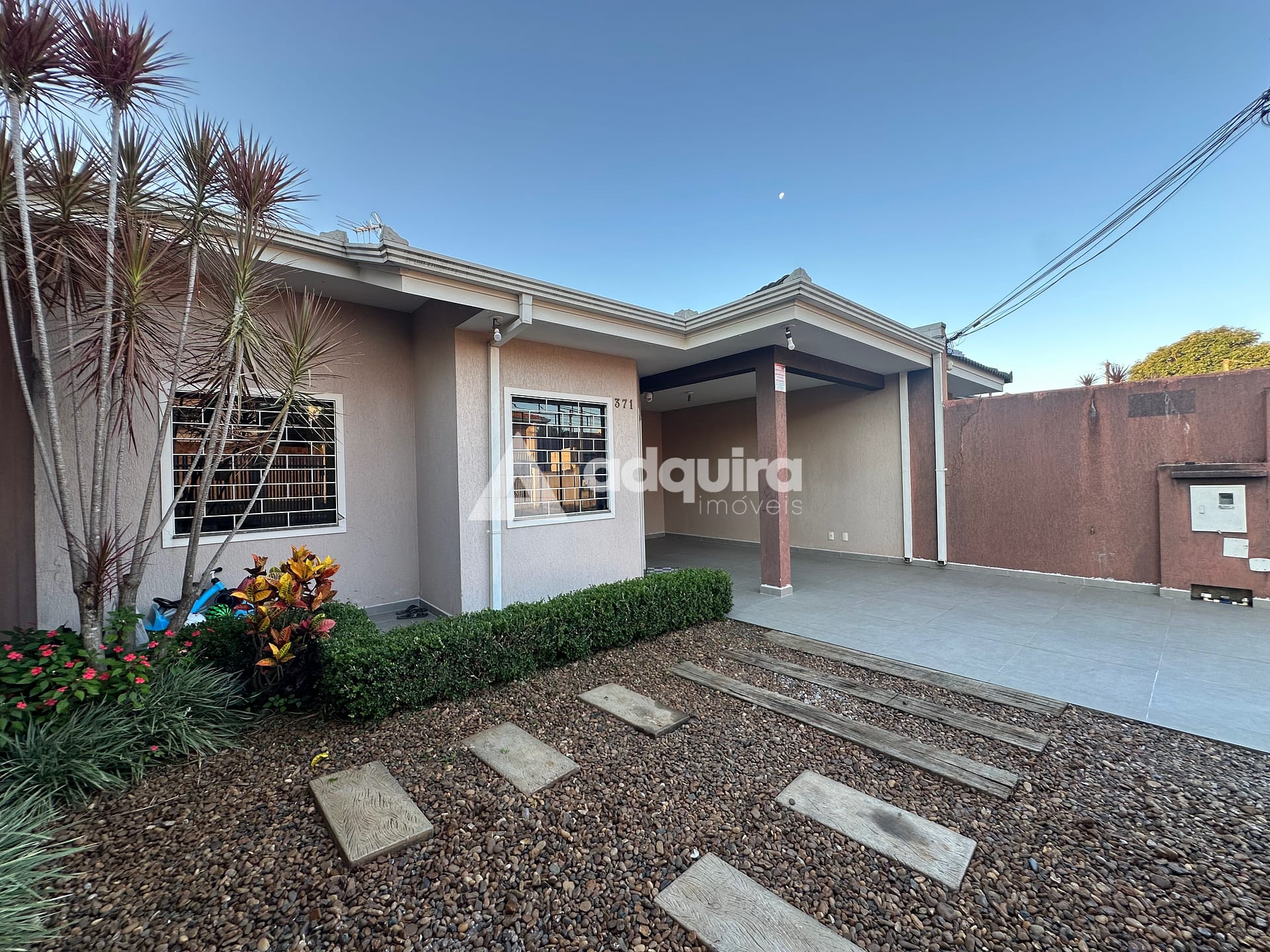 Casa, 3 quartos, 98 m² - Foto 1