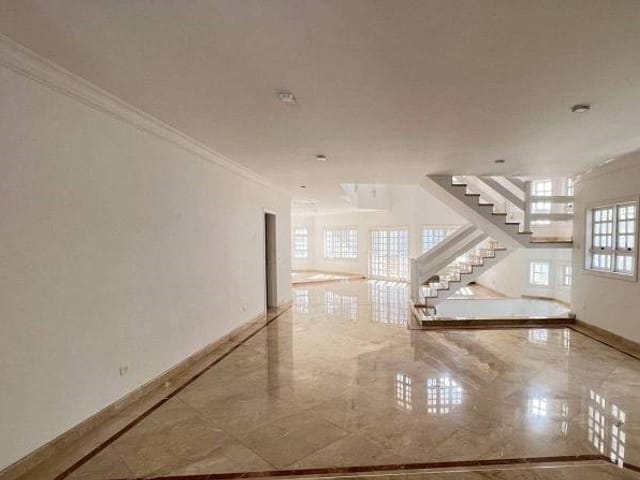 Casa com 560m² 4 quartos e 6 banheiros, à venda, no bairro Alphaville Residencial Dois em Barueri