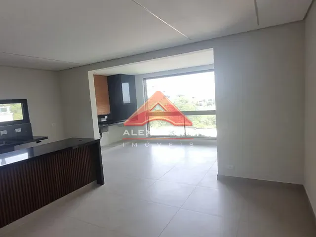 Casa com 378m² 3 quartos e 4 banheiros, à venda, no bairro Recanto dos Eucaliptos em São José dos Campos