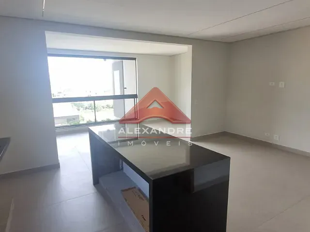 Casa com 378m² 3 quartos e 4 banheiros, à venda, no bairro Recanto dos Eucaliptos em São José dos Campos