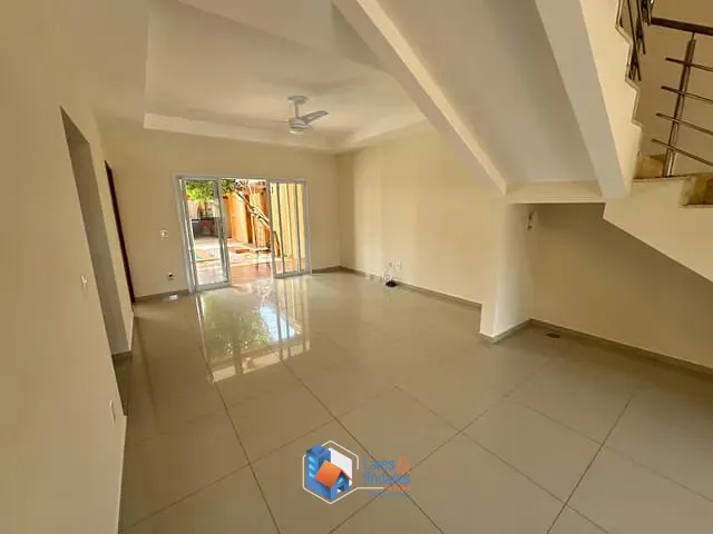 Casa com 300m² 3 quartos e 6 banheiros, à venda, no bairro Jardim San Marco em Ribeirão Preto