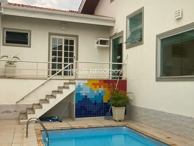 Casa com 300m² 3 quartos e 4 banheiros, à venda, no bairro Vila Independência em Sorocaba