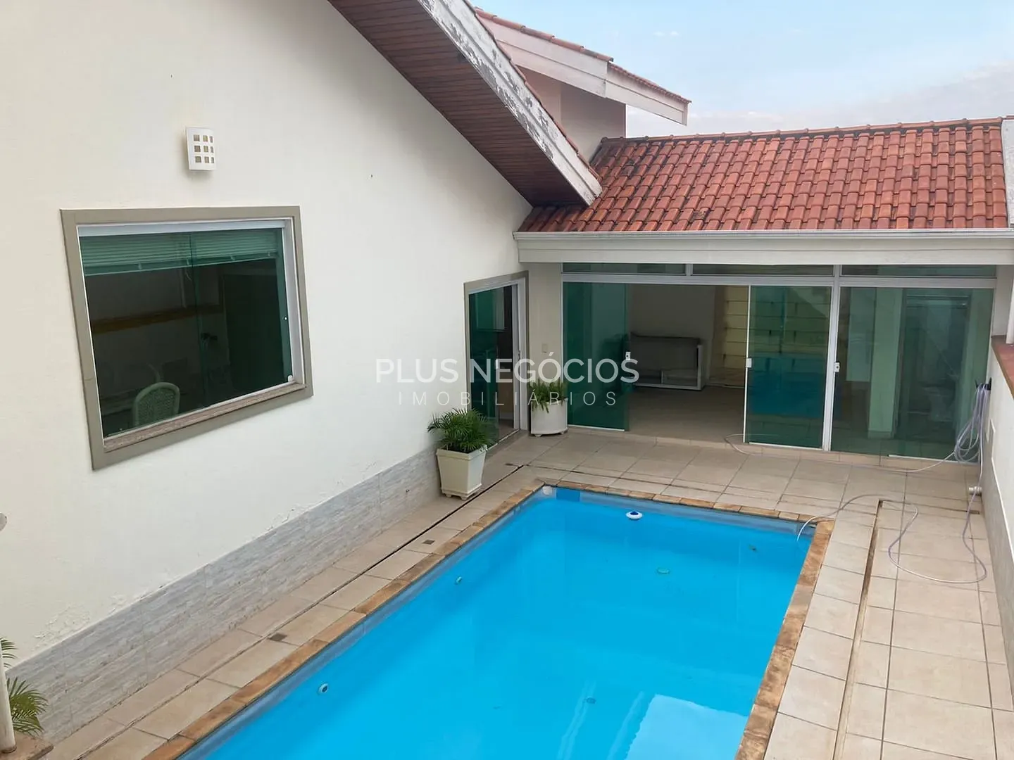 Casa, 3 quartos, 280 m² - Foto 32
