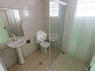 Foto do Sobrado-Sobrado para venda em Jardim Aeroporto com 2 quartos, 90m²