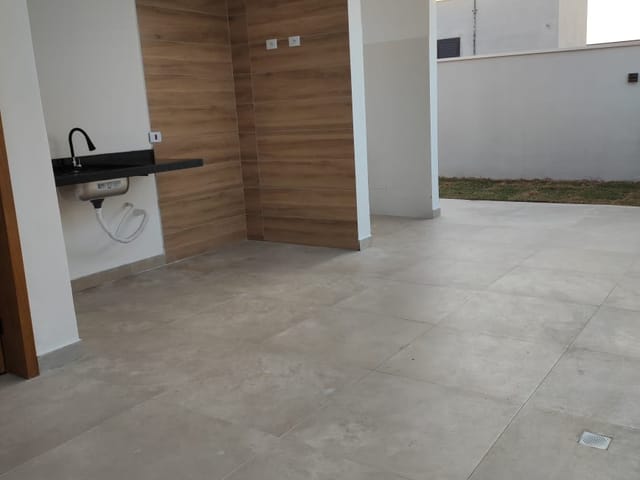 Casa com 250m² 3 quartos e 3 banheiros, à venda, no bairro Bairro do Grama em Caçapava