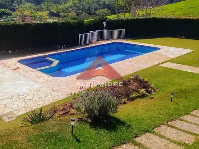 Casa com 1265m² 7 quartos e 6 banheiros, à venda, no bairro Km 45 em Paraibuna
