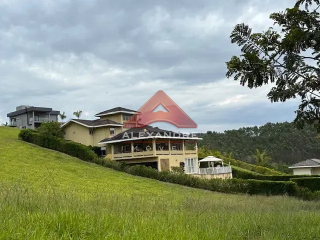 Casa com 1265m² 7 quartos e 6 banheiros, à venda, no bairro Km 45 em Paraibuna