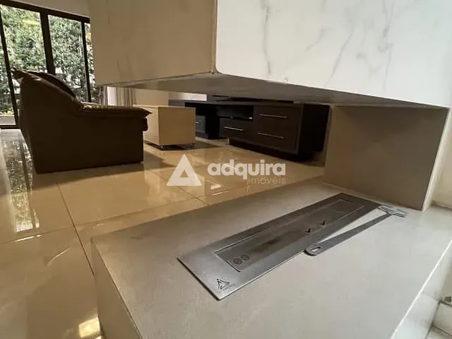 Casa com 414m² 5 quartos e 4 banheiros, à venda, no bairro Centro em Ponta Grossa