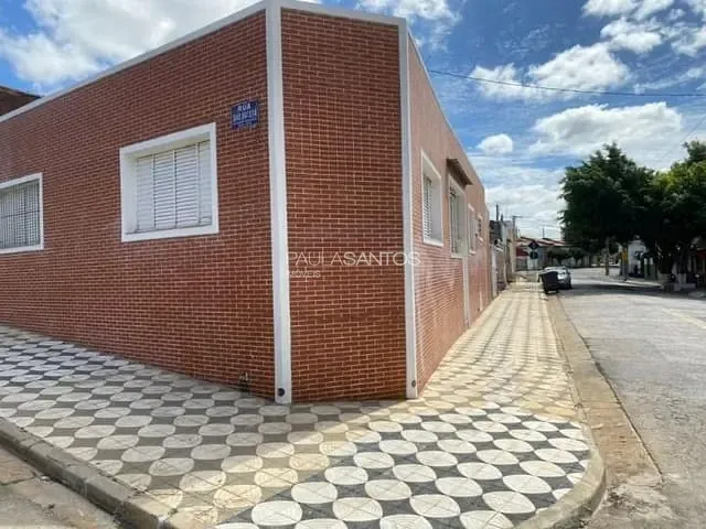 Casa com 209m² 2 quartos e 1 banheiro, à venda, no bairro Vila Santa Rita em Sorocaba