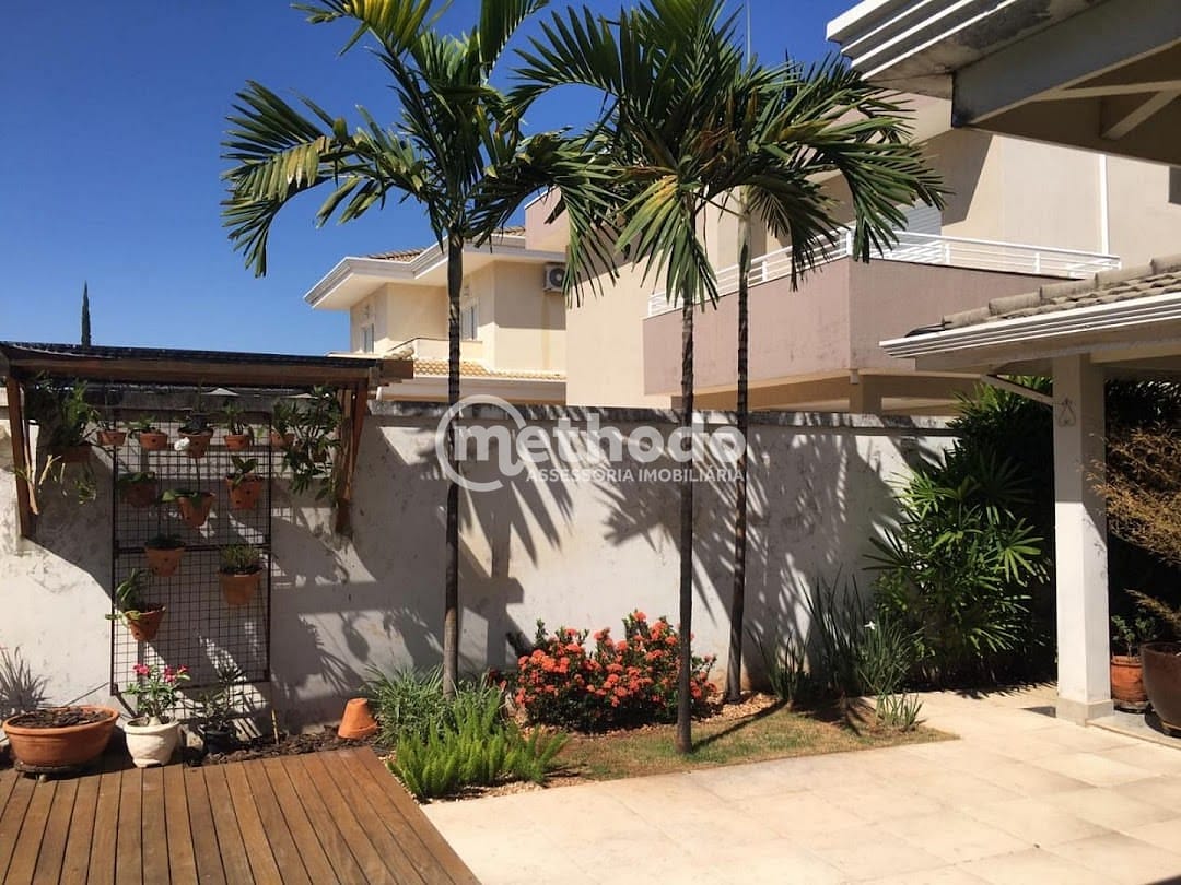 Casa, 3 quartos, 281 m² - Foto 31