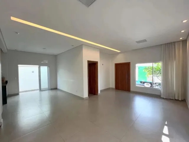 Casa com 330m² 5 quartos e 3 banheiros, à venda ou para alugar, no bairro Urbanova em São José Dos Campos