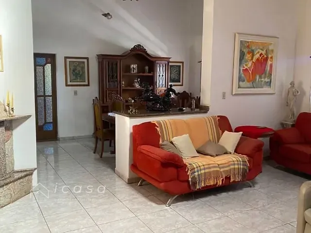 Casa com 36000m² 6 quartos e 6 banheiros, à venda ou para alugar, no bairro Jardim Cachoeira em Amparo