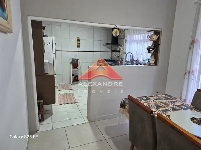 Casa com 125m² 3 quartos e 1 banheiro, à venda, no bairro Jardim Del Rey em São José dos Campos