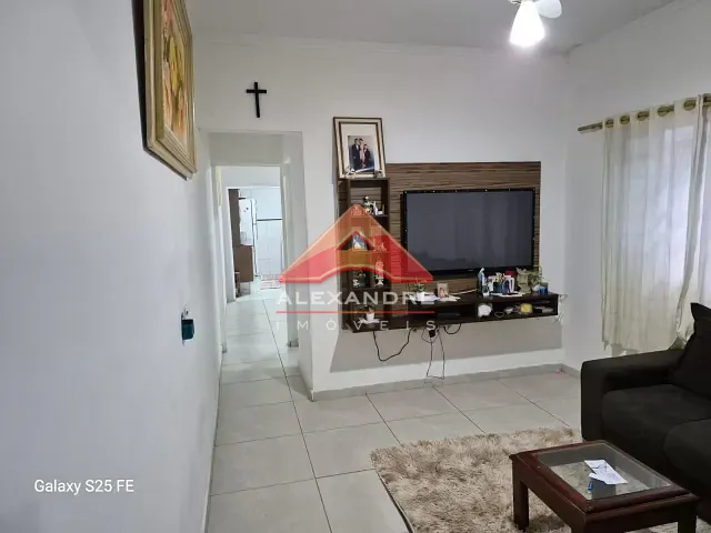 Casa com 125m² 3 quartos e 1 banheiro, à venda, no bairro Jardim Del Rey em São José dos Campos