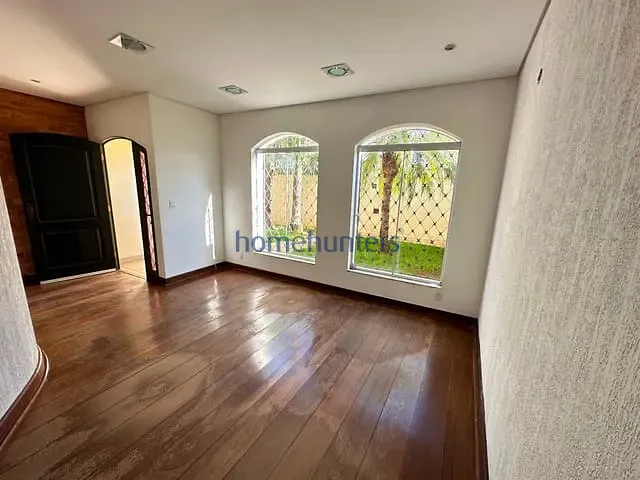 Casa com 411m² 4 quartos e 6 banheiros, à venda, no bairro Jardim Paraíso em Campinas