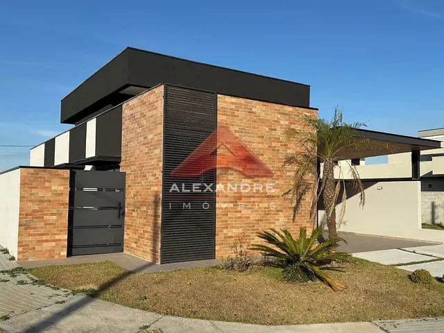Casa com 290m² 3 quartos e 2 banheiros, à venda, no bairro Jardim das Flores em São José dos Campos