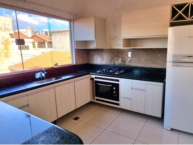 Casa com 250m² 3 quartos e 2 banheiros, à venda, no bairro Jardim Paraibá em Aparecida