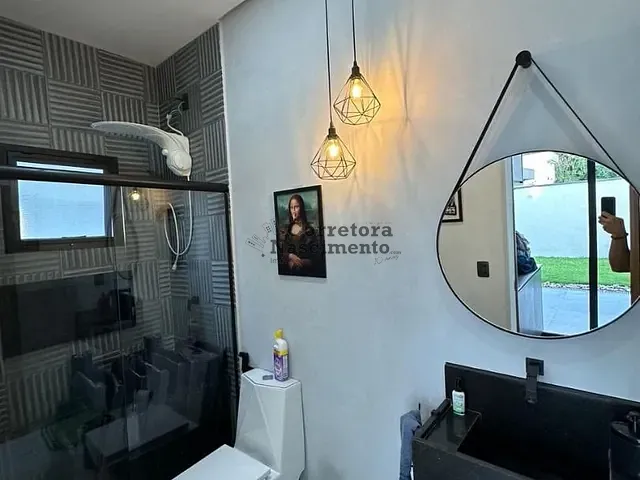 Casa com 250m², à venda, no bairro Jardim Jacinto em Jacareí