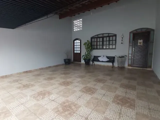 Casa com 298m² 3 quartos e 4 banheiros, à venda, no bairro Vila Pantaleão em Caçapava