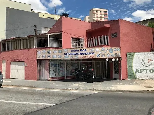 Casa com 246m² 2 quartos e 2 banheiros, à venda, no bairro Centro em Sorocaba