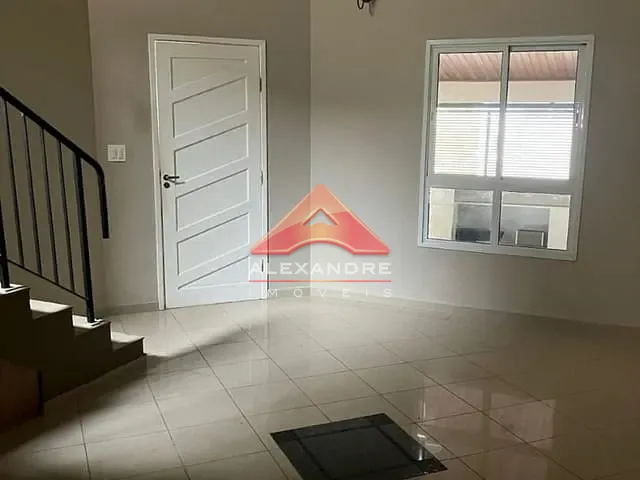 Casa com 136m² 3 quartos e 2 banheiros, à venda, no bairro Loteamento Residencial Vista Linda em São José dos Campos