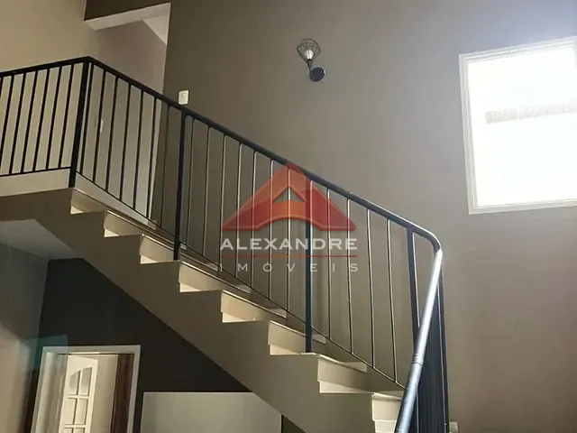 Casa com 136m² 3 quartos e 2 banheiros, à venda, no bairro Loteamento Residencial Vista Linda em São José dos Campos