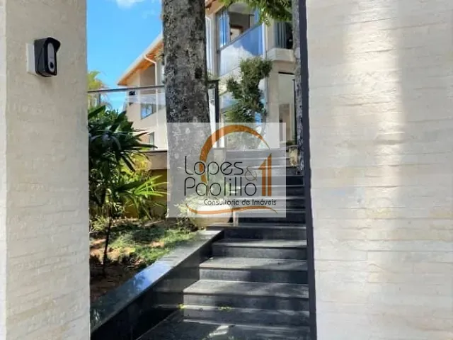 Casa com 594m² 4 quartos e 5 banheiros, à venda, no bairro Vila Santista em Atibaia
