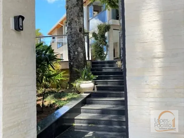 Casa com 594m² 4 quartos e 5 banheiros, à venda, no bairro Vila Santista em Atibaia