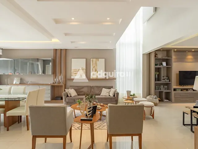 Casa com 530m² 5 quartos e 5 banheiros, à venda, no bairro Orfãs em Ponta Grossa