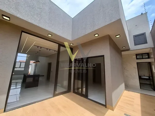 Casa com 217m² 3 quartos e 2 banheiros, à venda, no bairro Maracanãzinho em Anápolis
