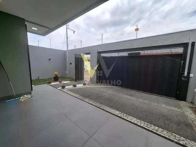 Casa com 217m² 3 quartos e 2 banheiros, à venda, no bairro Maracanãzinho em Anápolis