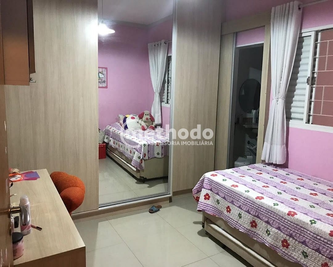 Casa, 3 quartos, 200 m² - Foto 11