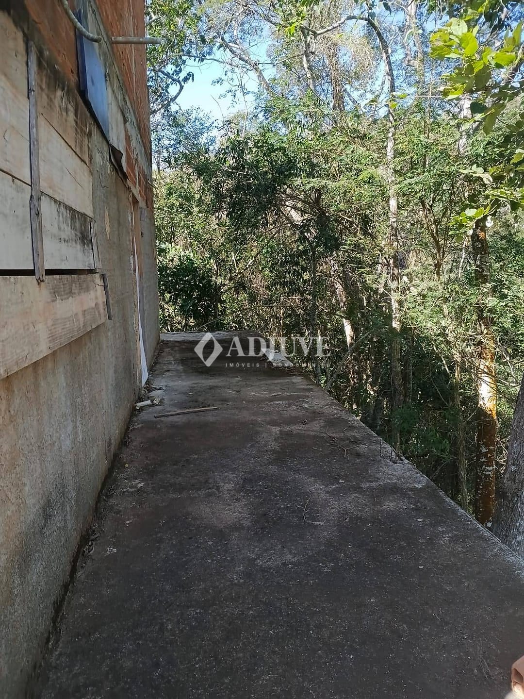 Casa à venda com 5 quartos, 190m² - Foto 8