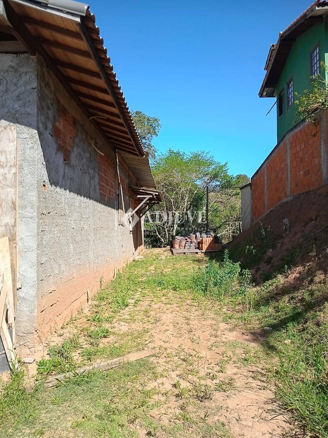Casa à venda com 5 quartos, 190m² - Foto 6