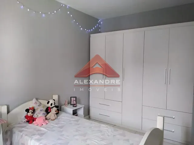 Casa com 200m² 3 quartos e 2 banheiros, à venda, no bairro Cidade Vista Verde em São José dos Campos