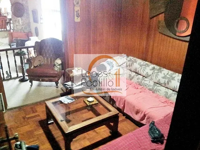 Casa com 1040m² 5 quartos e 3 banheiros, à venda, no bairro Jardim Siriema em Atibaia
