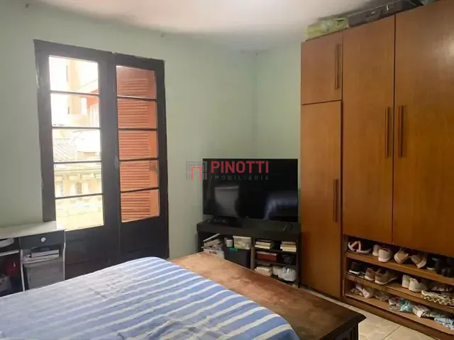 Casa 3 quartos e 2 banheiros, à venda, no bairro Jardim Nova Petrópolis em São Bernardo do Campo