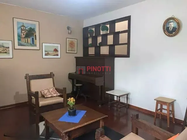 Casa 3 quartos e 2 banheiros, à venda, no bairro Jardim Nova Petrópolis em São Bernardo do Campo