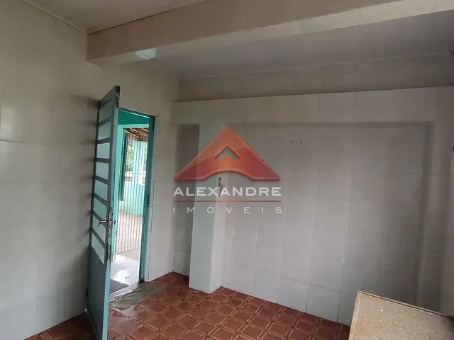 Casa com 388m² 2 quartos e 1 banheiro, à venda, no bairro Bom Retiro em São José dos Campos