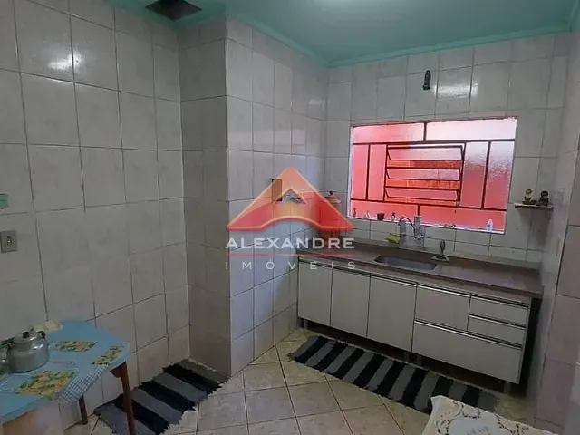 Casa com 250m² 2 quartos e 2 banheiros, à venda, no bairro Eugênio de Melo em São José dos Campos