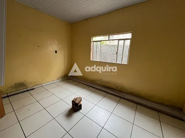 Casa 3 quartos e 2 banheiros, à venda ou para alugar, no bairro Chapada em Ponta Grossa