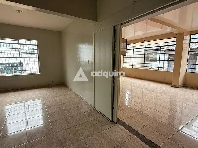 Casa com 767m², para alugar, no bairro Centro em Ponta Grossa