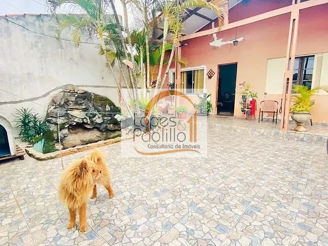 Casa com 500m² 2 quartos e 2 banheiros, à venda, no bairro Alvinópolis em Atibaia