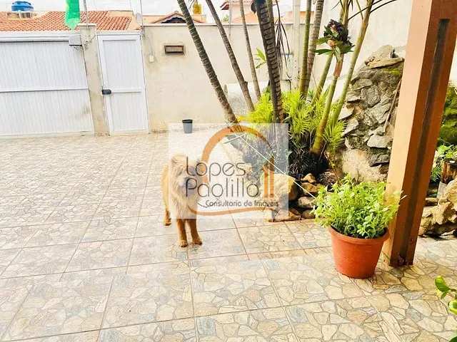 Casa com 500m² 2 quartos e 2 banheiros, à venda, no bairro Alvinópolis em Atibaia