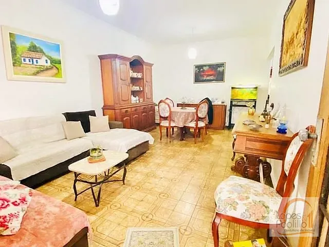 Casa com 500m² 2 quartos e 2 banheiros, à venda, no bairro Alvinópolis em Atibaia