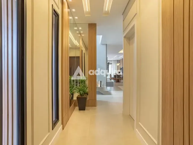 Casa com 312m² 3 quartos e 3 banheiros, à venda, no bairro Orfãs em Ponta Grossa