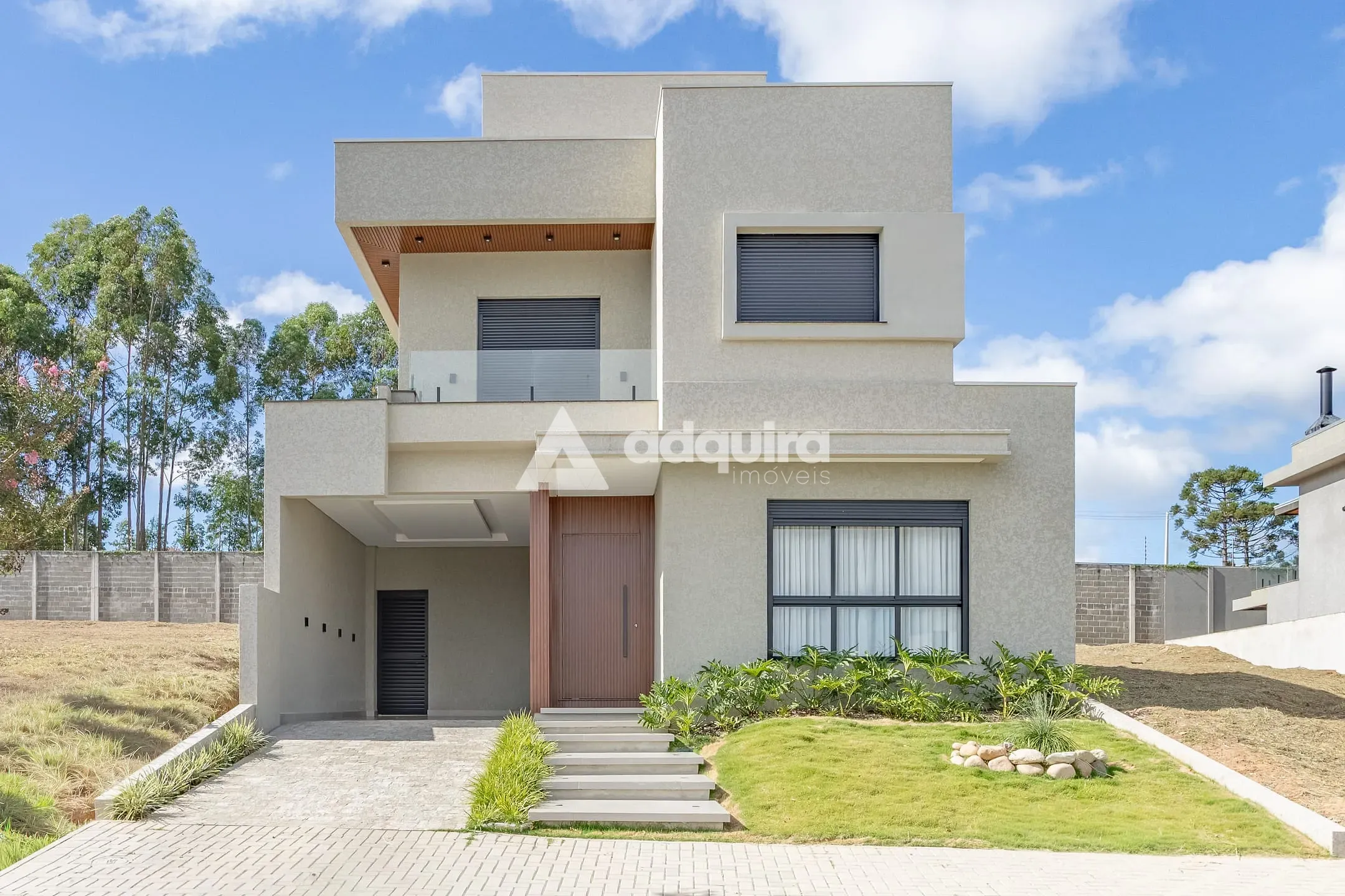 Casa, 3 quartos, 200 m² - Foto 1