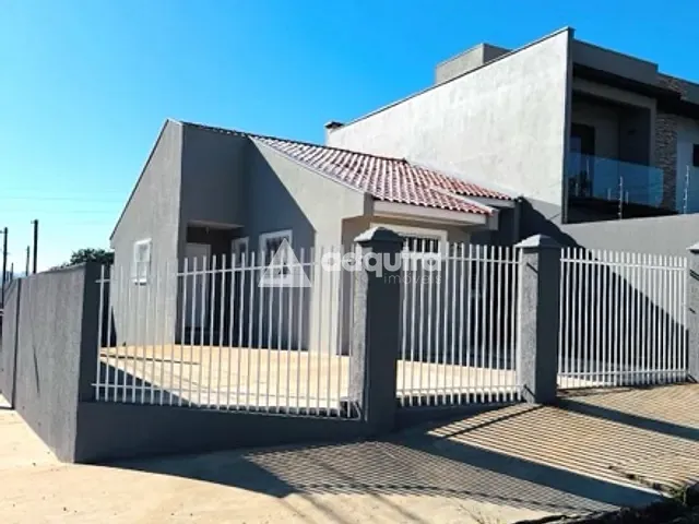 Casa 3 quartos e 2 banheiros, à venda, no bairro Uvaranas em Ponta Grossa